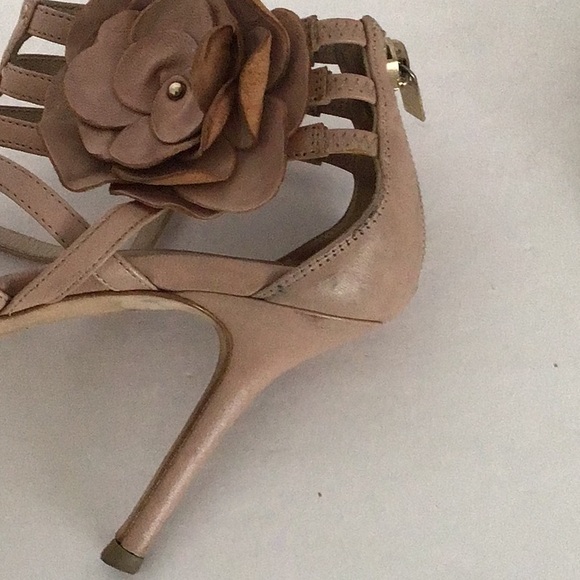 💥💥JIMMY CHOO 💥💥.            STRAPPY SANDALS - Picture 9 of 9